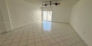 7832 Collins Ave Gallery 10