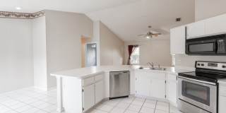 Spacious 4-Bedroom Home in Desirable Riverview Location with Excellent Schools Gallery 18