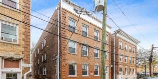 10 School St Gallery 11