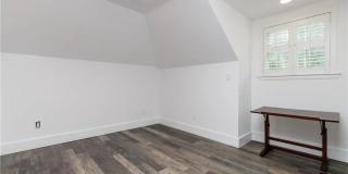 202 Dolphin Place Gallery 15