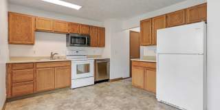 1810 E 72nd Avenue Gallery 1