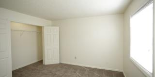 Hudson Pointe Gallery 13