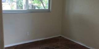 Large 4 -2 house in sw area ! Off Davie blvd Gallery 15