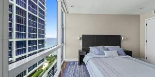 6801 Collins Ave Gallery 1