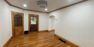 2235 Montclair Avenue Gallery 11