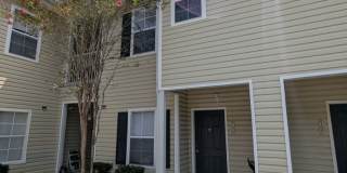 2 Bedroom / 2.5 Bathroom Townhome – Magnolia Place Gallery 1