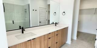 PET FRIENDLY!! HURRICANE TOWNHOME! Gallery 30
