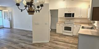Annual Unfurnished Home with whole House Generator! 3 Bedroom, 2 Bath Home with Bonus Room off of 3rd Bedroom – with a Location to the South Venice Beach Ferry and Boat ramp neighborhood providing an optional Membership! Gallery 6