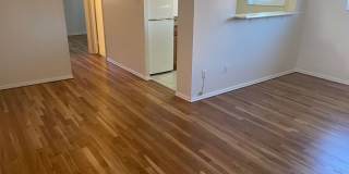 Gross Street Gallery 13