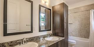 1430 NW 48th Dr Gallery 20