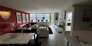 5313 Collins Ave Gallery 5