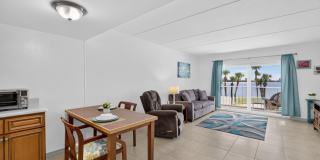 Beautiful Furnished Riverfront Condo Beautiful Furnished Riverfront Condo Gallery 14