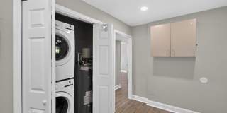Charming 2BR Duplex in Oak Ridge Gallery 8