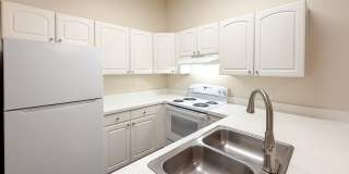 2166 - Magnolia Manor Apartments Gallery 21