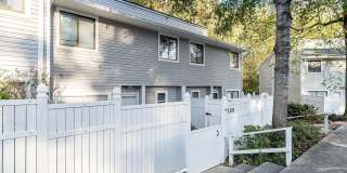 Room in 3 Bedroom Home at Sandy Creek Dr Gallery 32