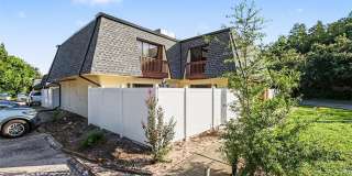 8114 OAK TRACE Way 8114 OAK TRACE Way Gallery 1