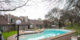 Room in 2 Bedroom Home in Austin Gallery 5