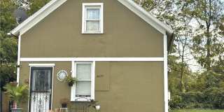 3-Bedroom Cozy Colonial House Gallery 1