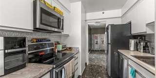 5000 Town Center Gallery 17