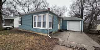 $950 - Accepting SECTION 8/ Housing Voucher 2 bedroom / 1 bathroom - Single Family Home Gallery 1