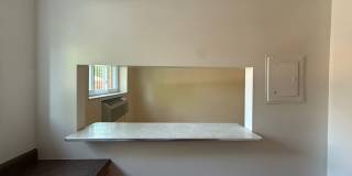 Gross Street Gallery 22