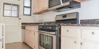 4256 North Clark St. Gallery 1