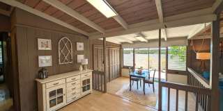 Country living in the City - Huge bonus room, entertainment deck, covered lanai and lots of storage. Gallery 7