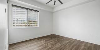 3131 N CENTRAL Avenue Gallery 19