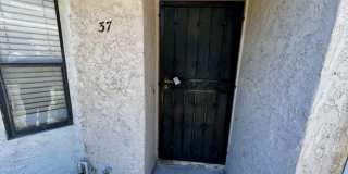 1720 Melrose Avenue - 37 Gallery 7