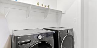 2207 North 28th Place Gallery 31