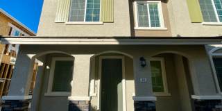 LOVELY TOWNHOUSE FOR RENT - GATED 3 BED 3 BATH + 2 CAR GARAGE w/ LOFT Gallery 1