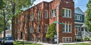 5134 N Oakley Avenue Gallery 1