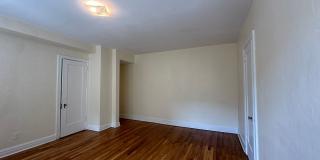 New King Edward Gallery 325