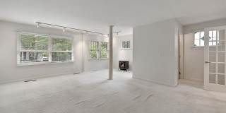 1026 FLOYD Street Gallery 6