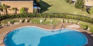 Beautiful 3 Bedroom Townhouse with AMENITIES GALORE- 18 MINS FROM DOWNTOWN TAMPA Gallery 30