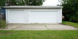 Charming Fully Remodeled Home with 4 Garage Stalls & Park Access in Central Minot Gallery 3