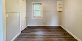 For Rent: 2118 S Penn St. 2 Bedroom 1 Bathroom Home Coming Soon! Washer/Dryer Hook Ups! Pet Friendly! Gallery 10