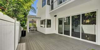 10223 NW 75th Ter Gallery 79