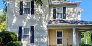 4 bedroom house less than a mile from UNCG 4 bedroom house less than a mile from UNCG Gallery 1