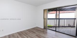 10085 NW 6th Ter Gallery 11