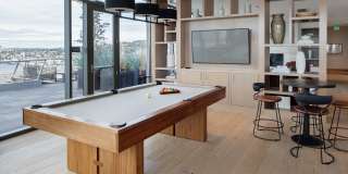 Helm Gallery 9