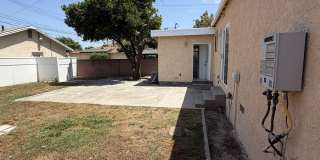 Spacious 2-Bed, 2-Bath Home in the Heart of Burbank! Gallery 42