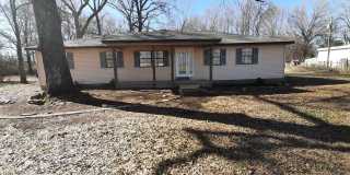 4/2, 1810 sqft Home for Lease at 156 Bailey St, Searcy ($1635) Gallery 1