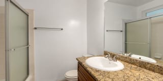 Lombardi Apartments Gallery 41