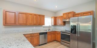 1014 Douglas Avenue Gallery 15