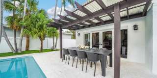 5237 La Gorce Drive Gallery 24