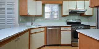 425 Summerwalk Gallery 13