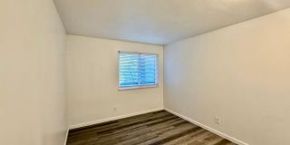 Beautiful 2 bed, 2 bath Shoreline Condo, $2400/mo. Beautiful 2 bed, 2 bath Shoreline Condo, $2400/mo. Gallery 11
