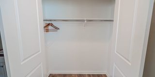 Unique 4-Bedroom, 3-story Live/Work Townhouse in the lushly landscaped Villa Metro Community! Gallery 24