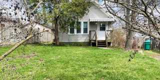 Lovely Two Bedroom House Near Washtenaw Golf Club! Gallery 1